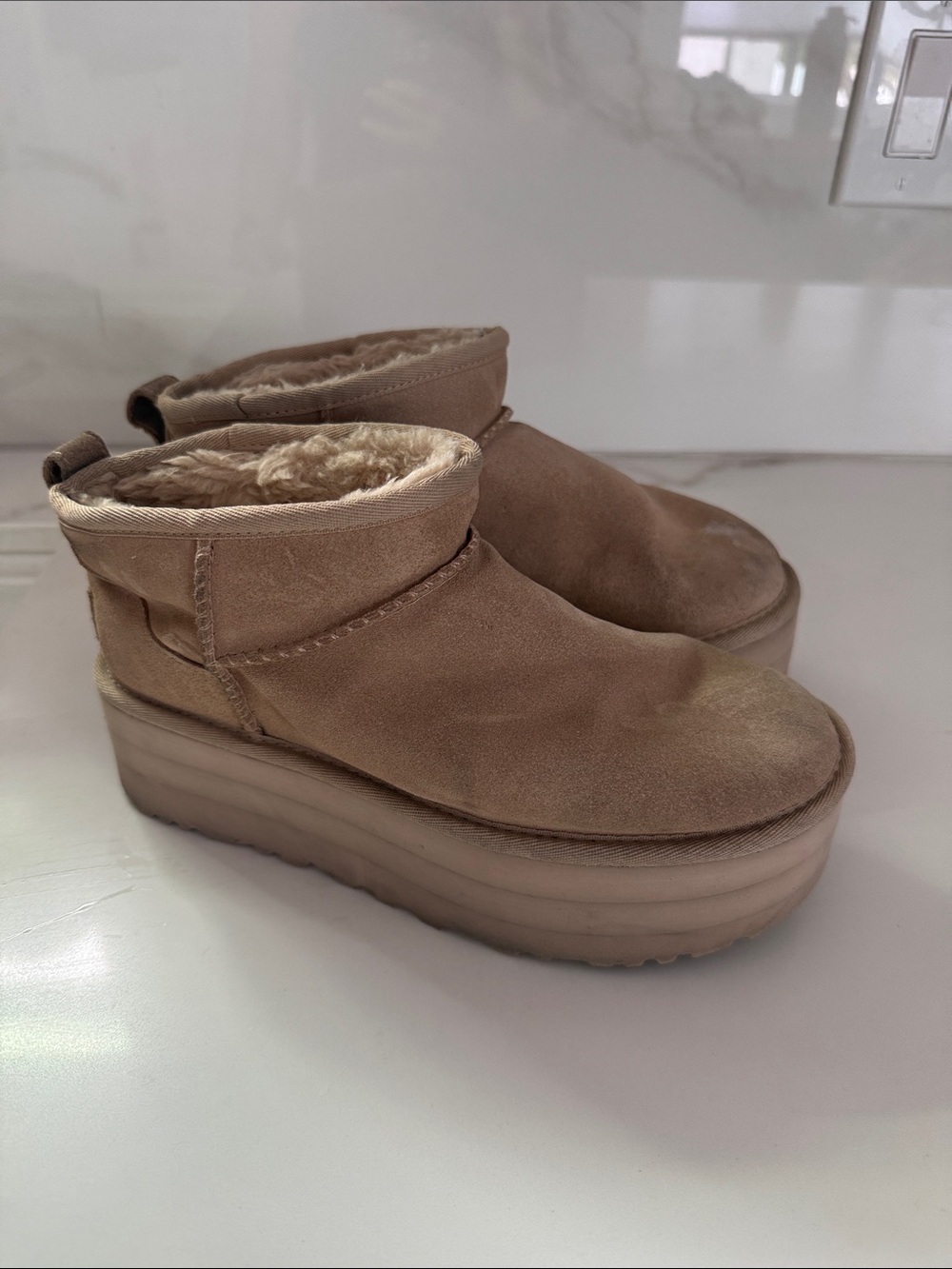 Ugg suede Platform short boot slipper- sz 7